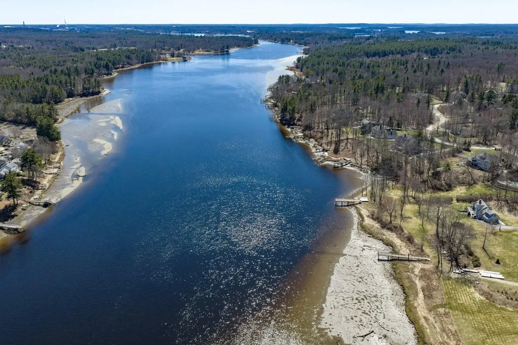 16 Isaac Lucas Circle Dover NH 03820
