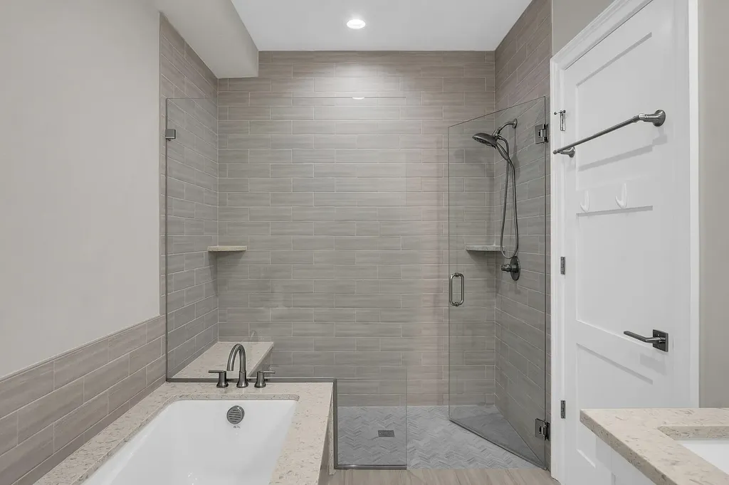 59 Kibrel Court Sandown NH 03873