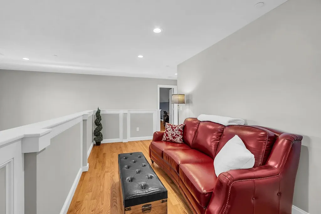 59 Kibrel Court Sandown NH 03873