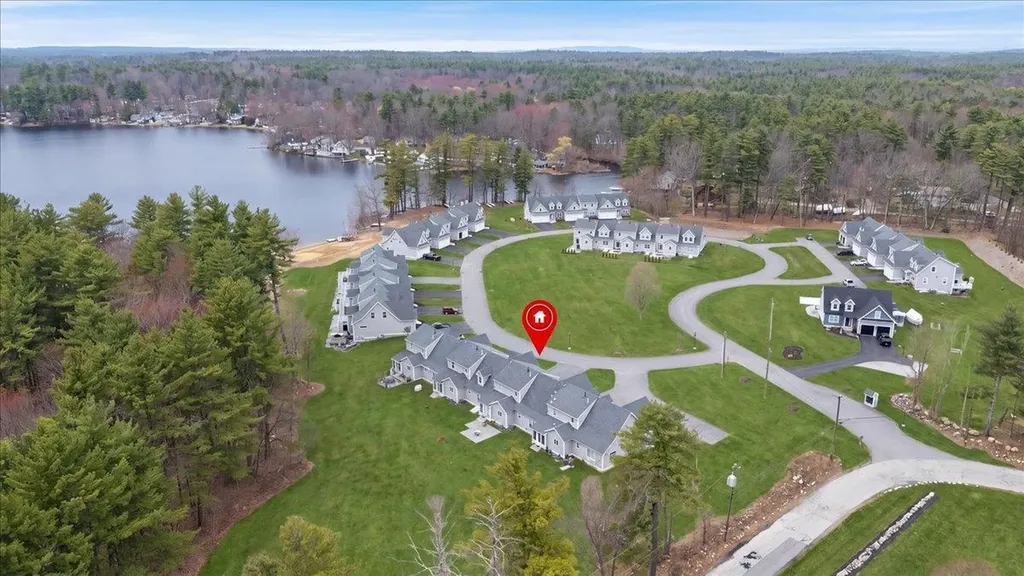 59 Kibrel Court Sandown NH 03873