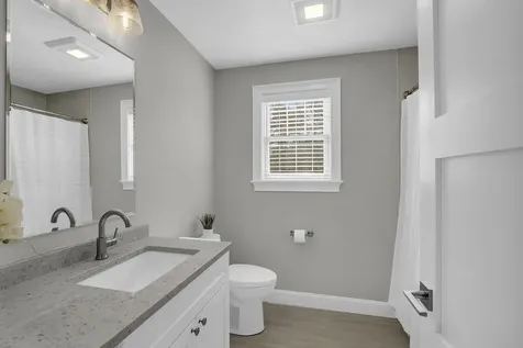 59 Kibrel Court Sandown NH 03873
