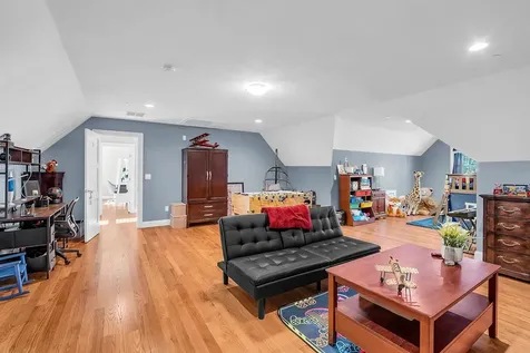 59 Kibrel Court Sandown NH 03873