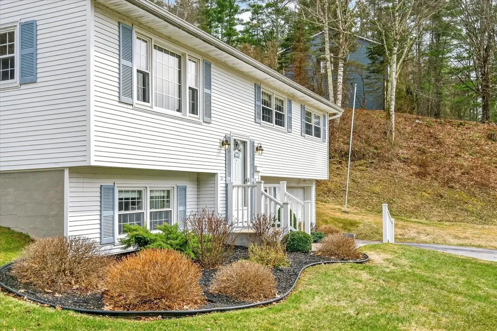 47 Chatterton Park Proctor VT 05765