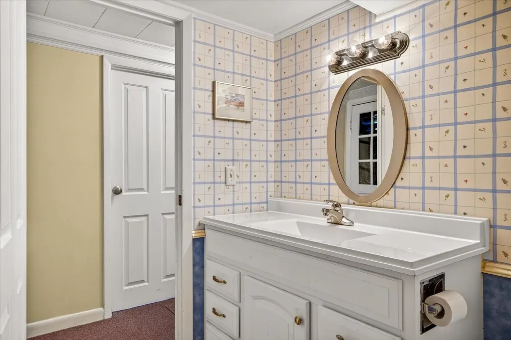 47 Chatterton Park Proctor VT 05765