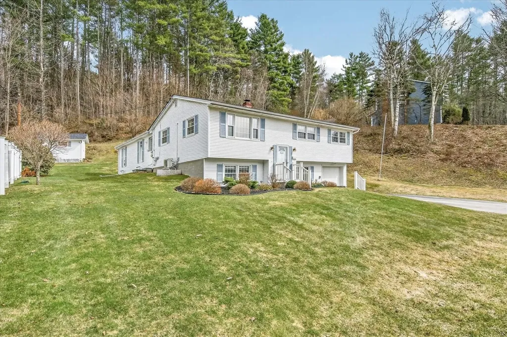 47 Chatterton Park Proctor VT 05765
