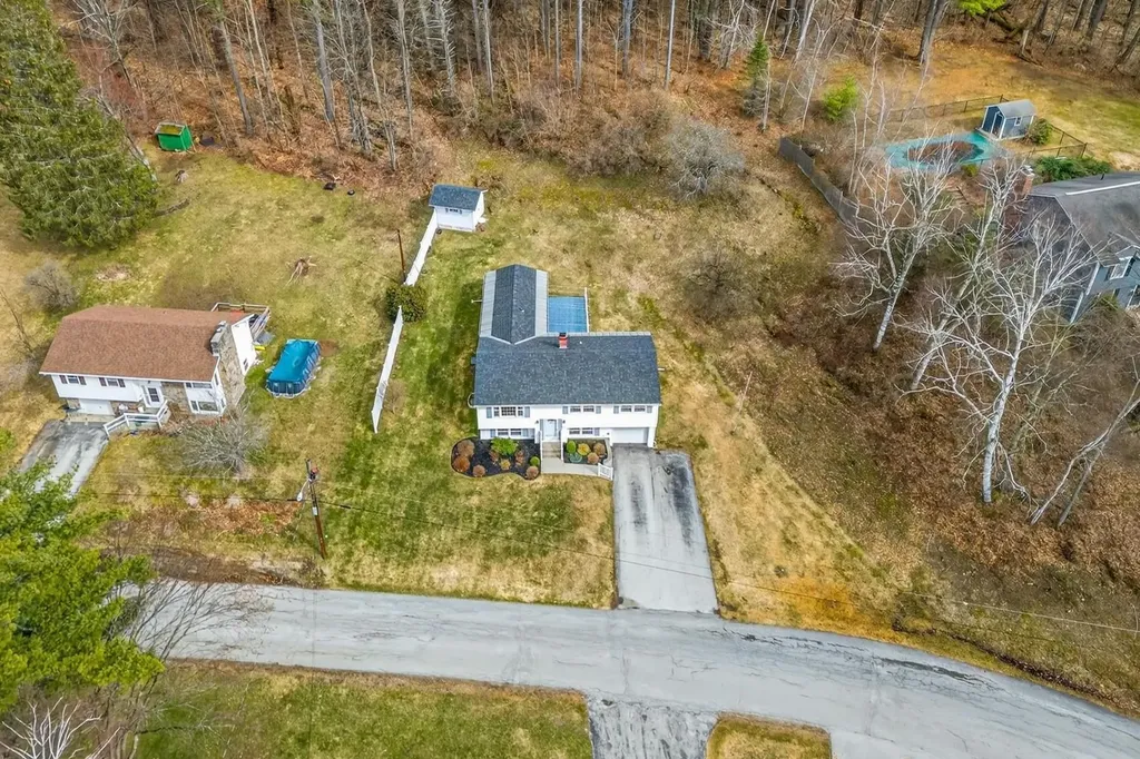 47 Chatterton Park Proctor VT 05765
