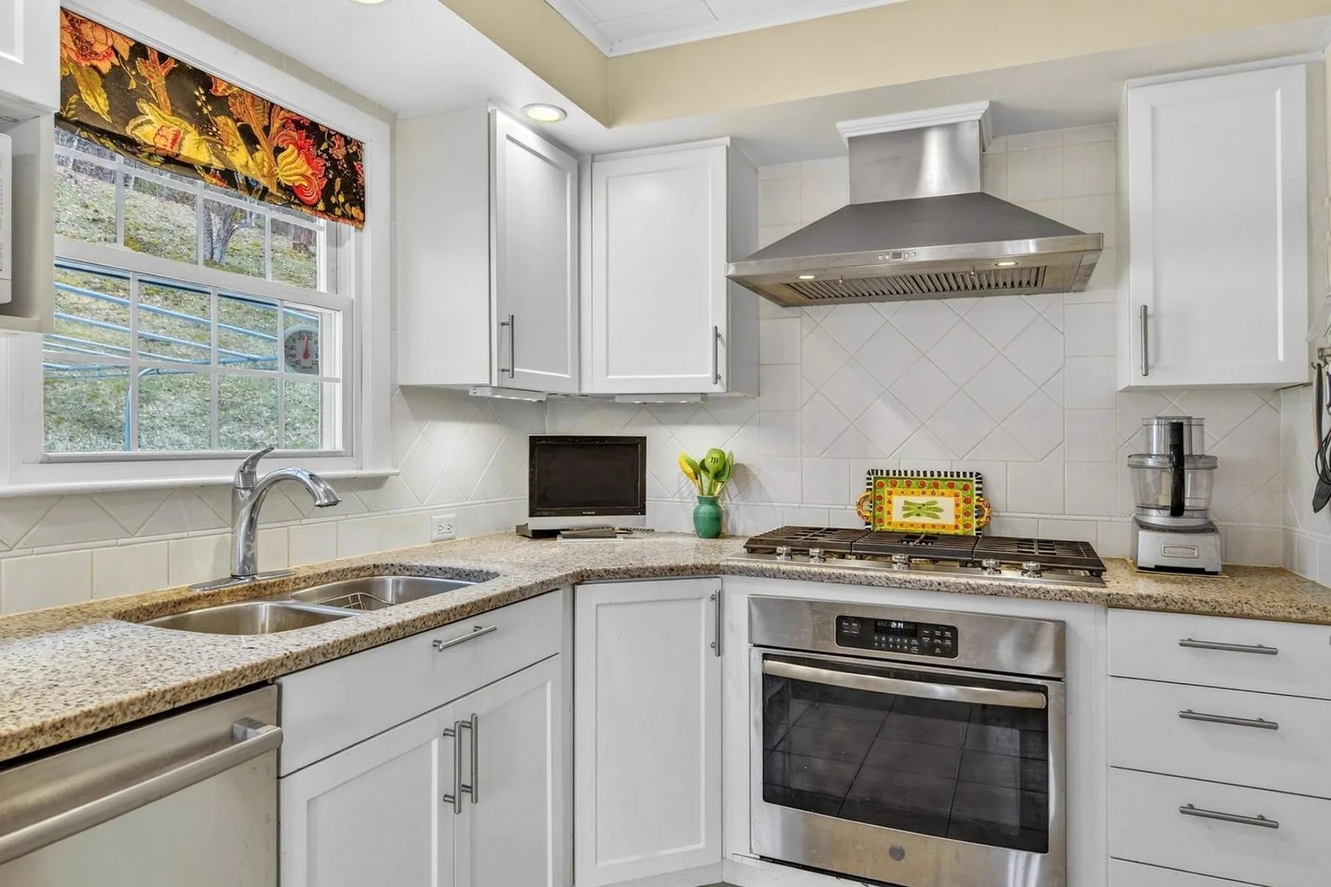 47 Chatterton Park Proctor VT 05765