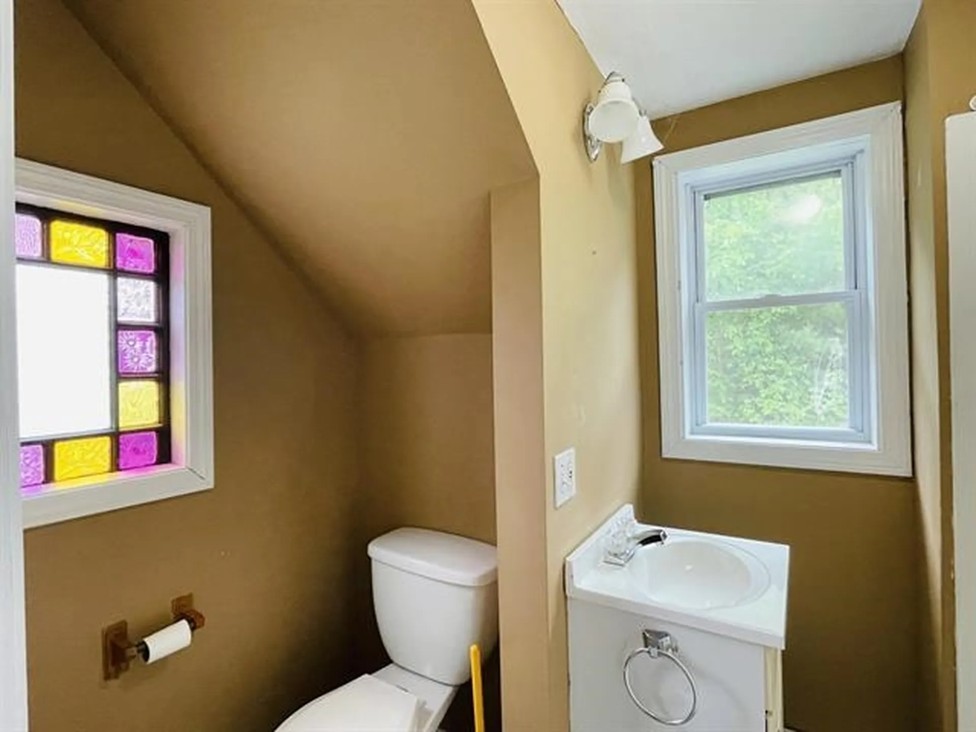 146 South Main Street Colebrook NH 03576