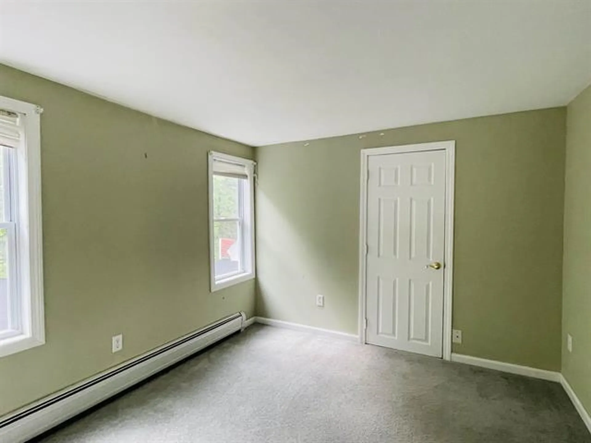 146 South Main Street Colebrook NH 03576