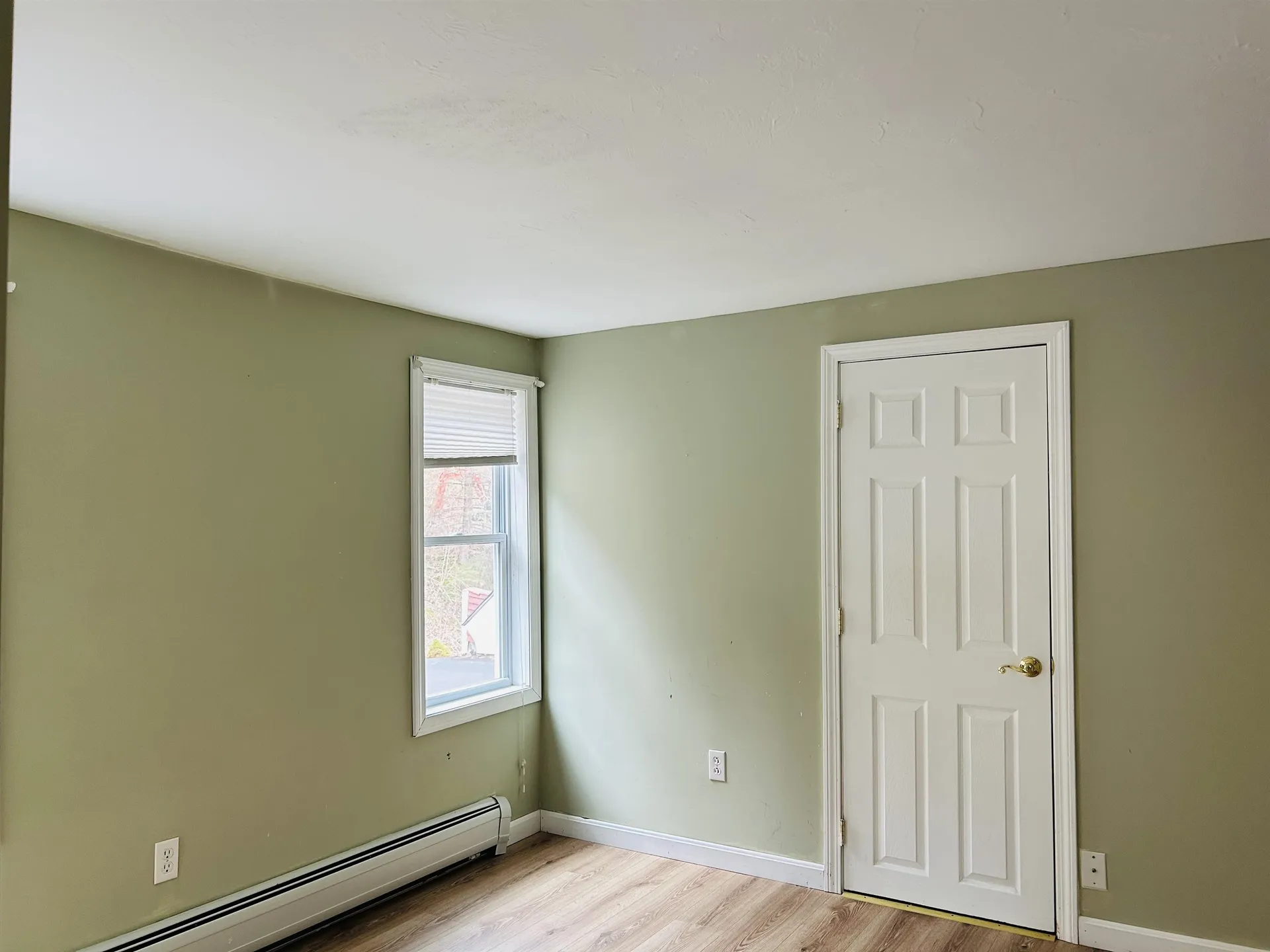 146 South Main Street Colebrook NH 03576