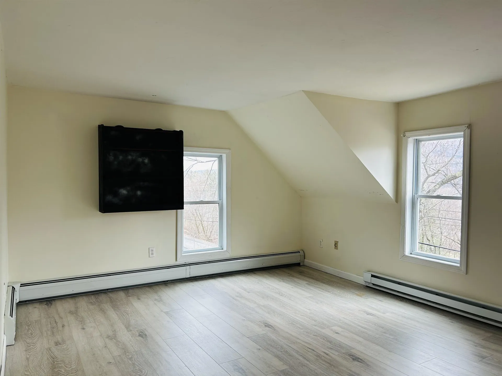 146 South Main Street Colebrook NH 03576