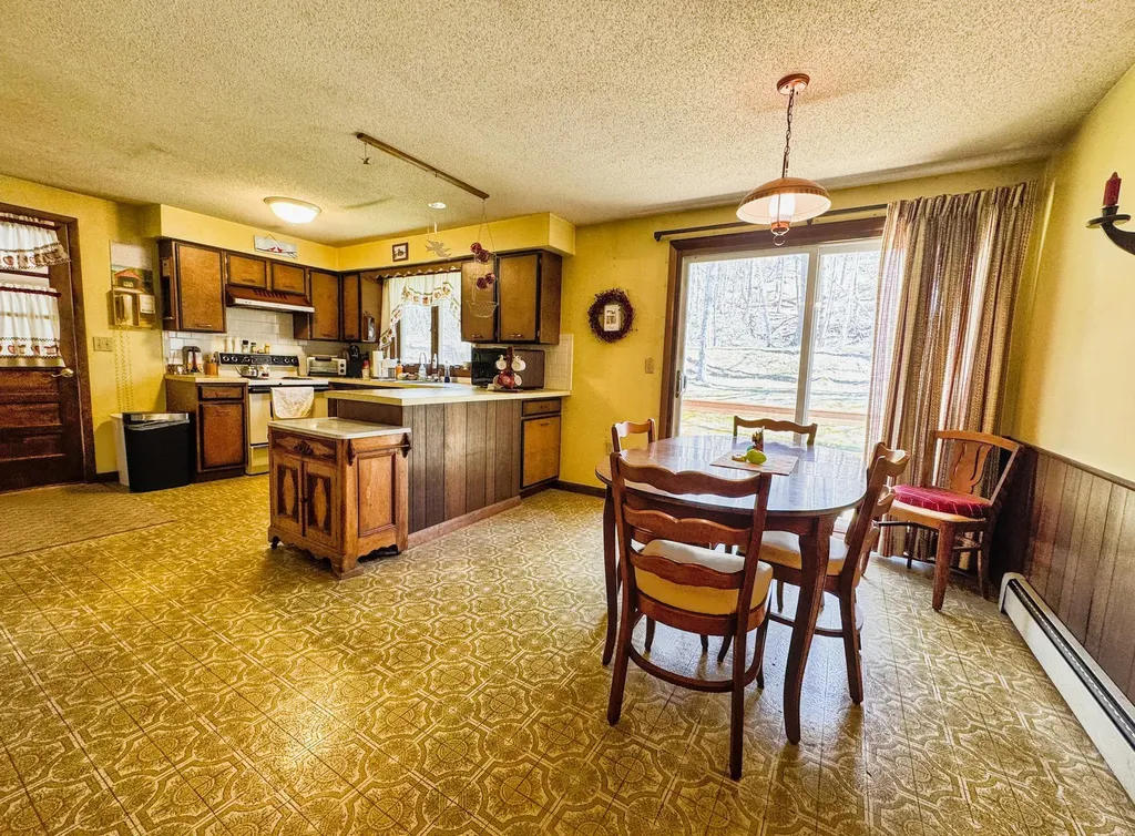 38 Cyr Court Bennington VT 05201