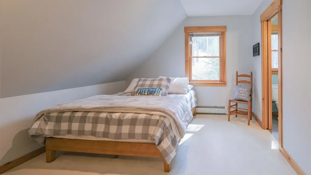 48 Holly Lane Ludlow VT 05149