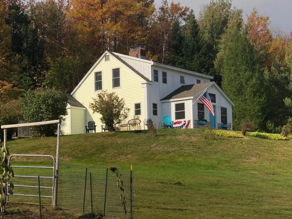 137 Stratton Arlington Road Wardsboro VT 05360