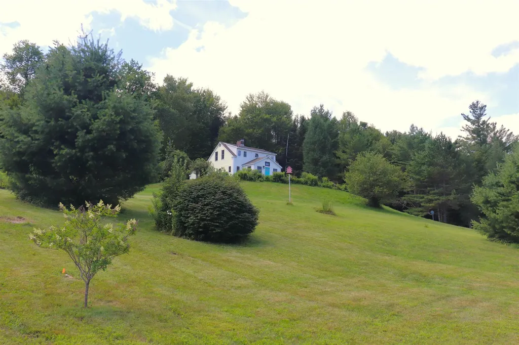 137 Stratton Arlington Road Wardsboro VT 05360