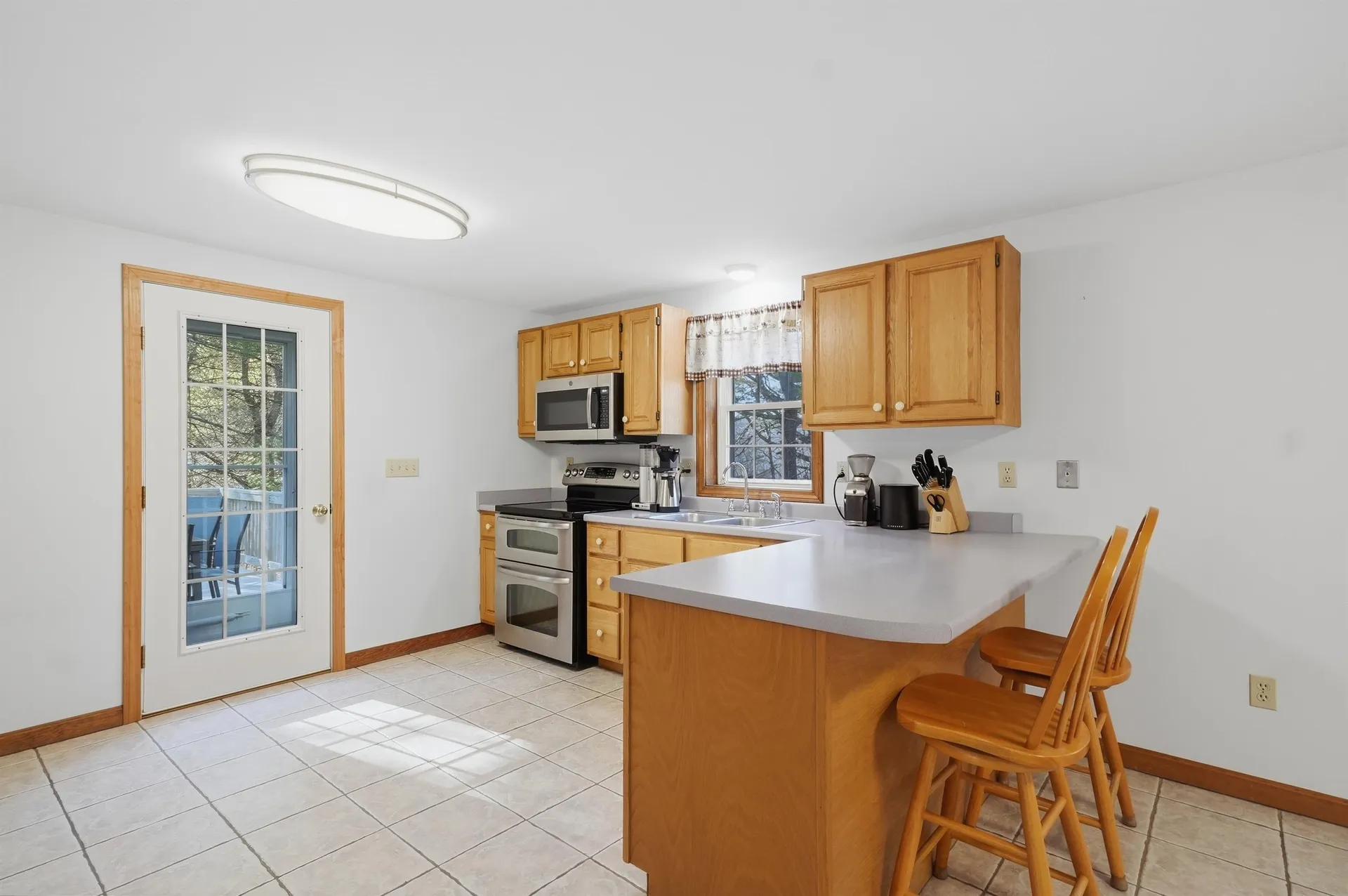 4 Smith Corner Road Newton NH 03858