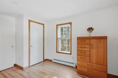 4 Smith Corner Road Newton NH 03858
