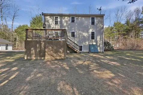 4 Smith Corner Road Newton NH 03858