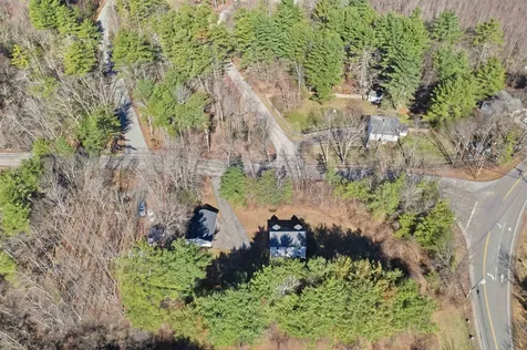 4 Smith Corner Road Newton NH 03858