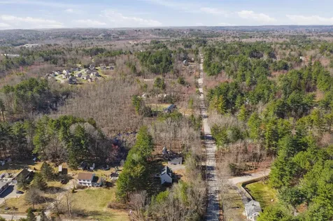 4 Smith Corner Road Newton NH 03858