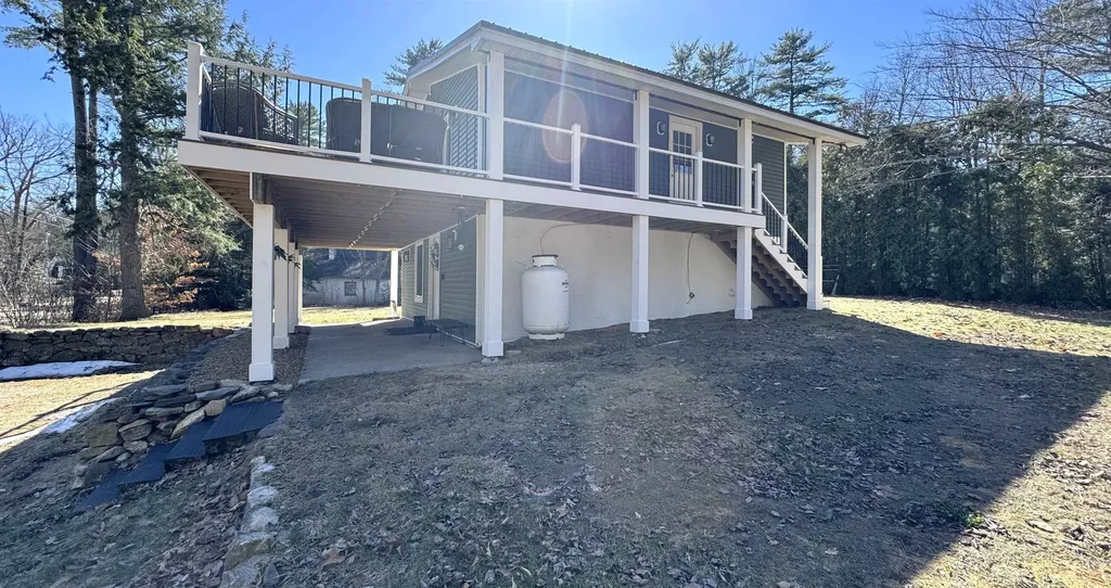 10 Circle Drive Barnstead NH 03225