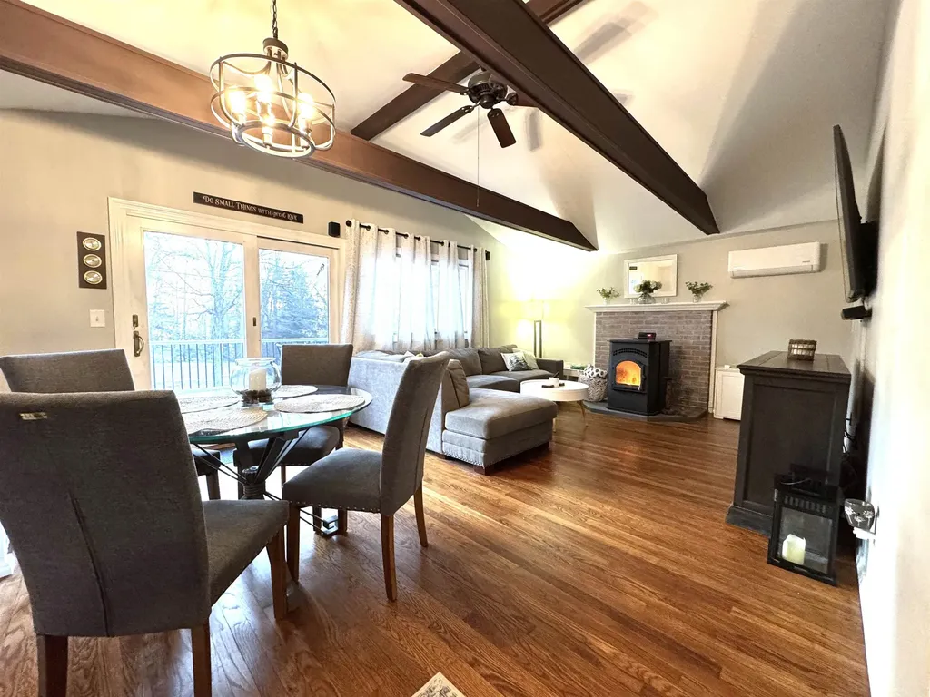10 Circle Drive Barnstead NH 03225