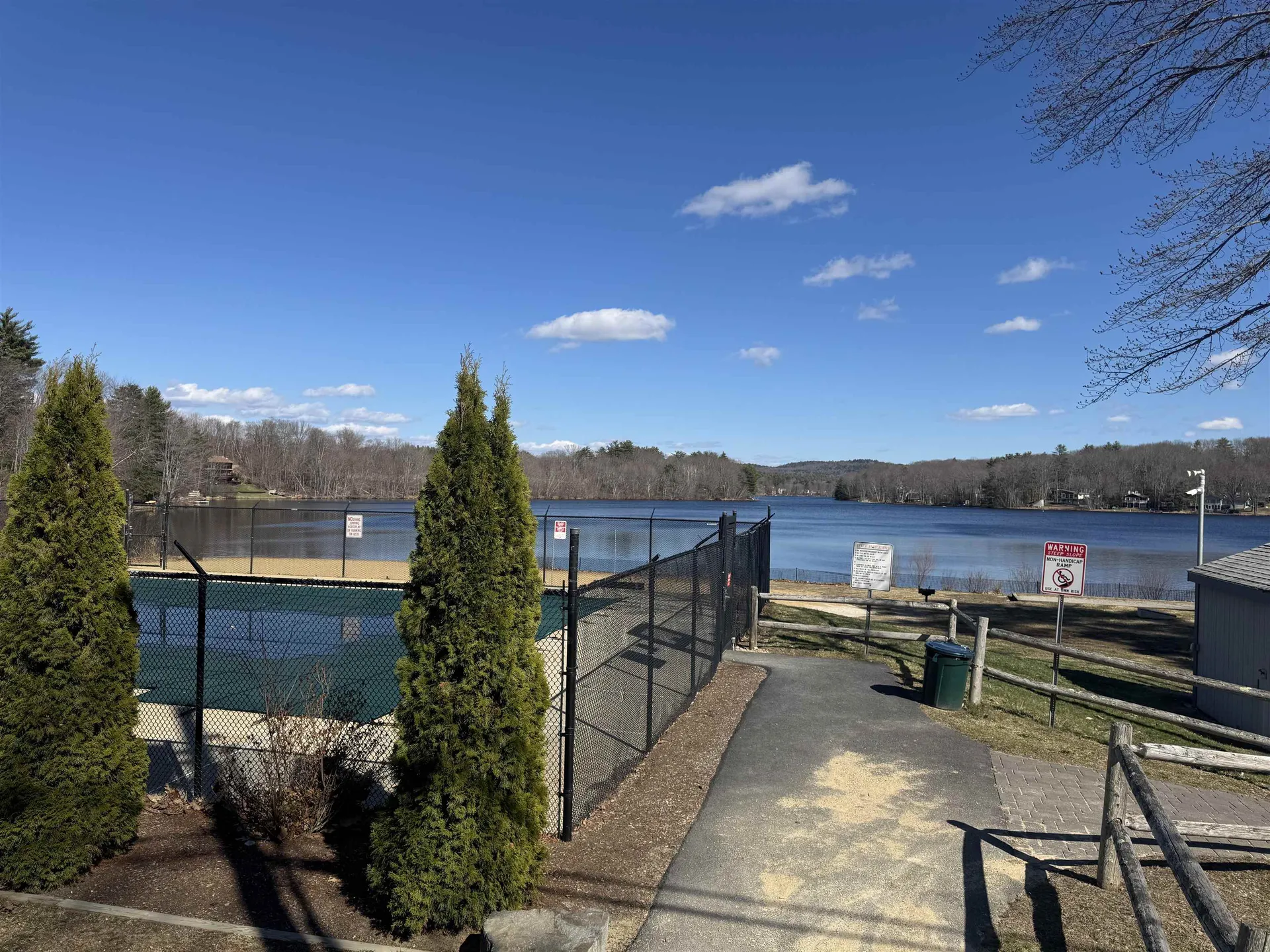 10 Circle Drive Barnstead NH 03225
