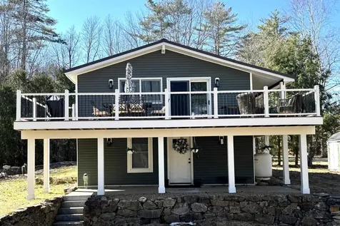 10 Circle Drive Barnstead NH 03225