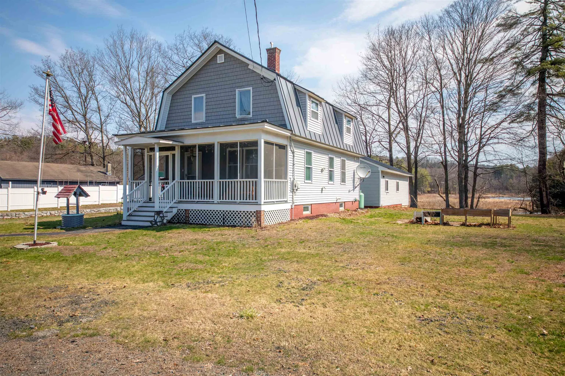 Claremont NH, 241 Old Church Road