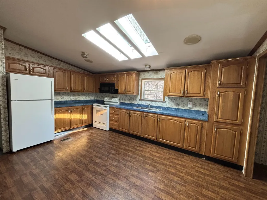 1109 Nh Route 4a Enfield NH 03748-3802