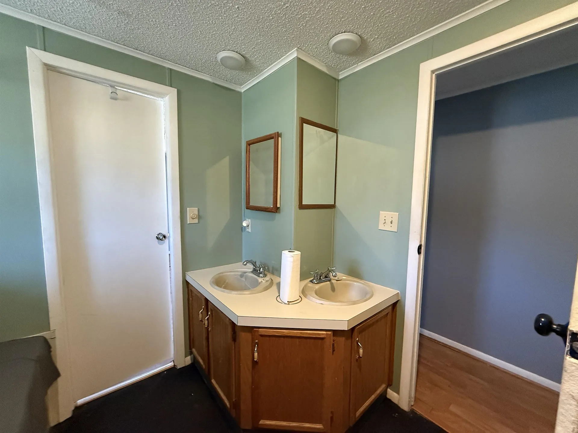 37 Christopher Lane Fremont NH 03044
