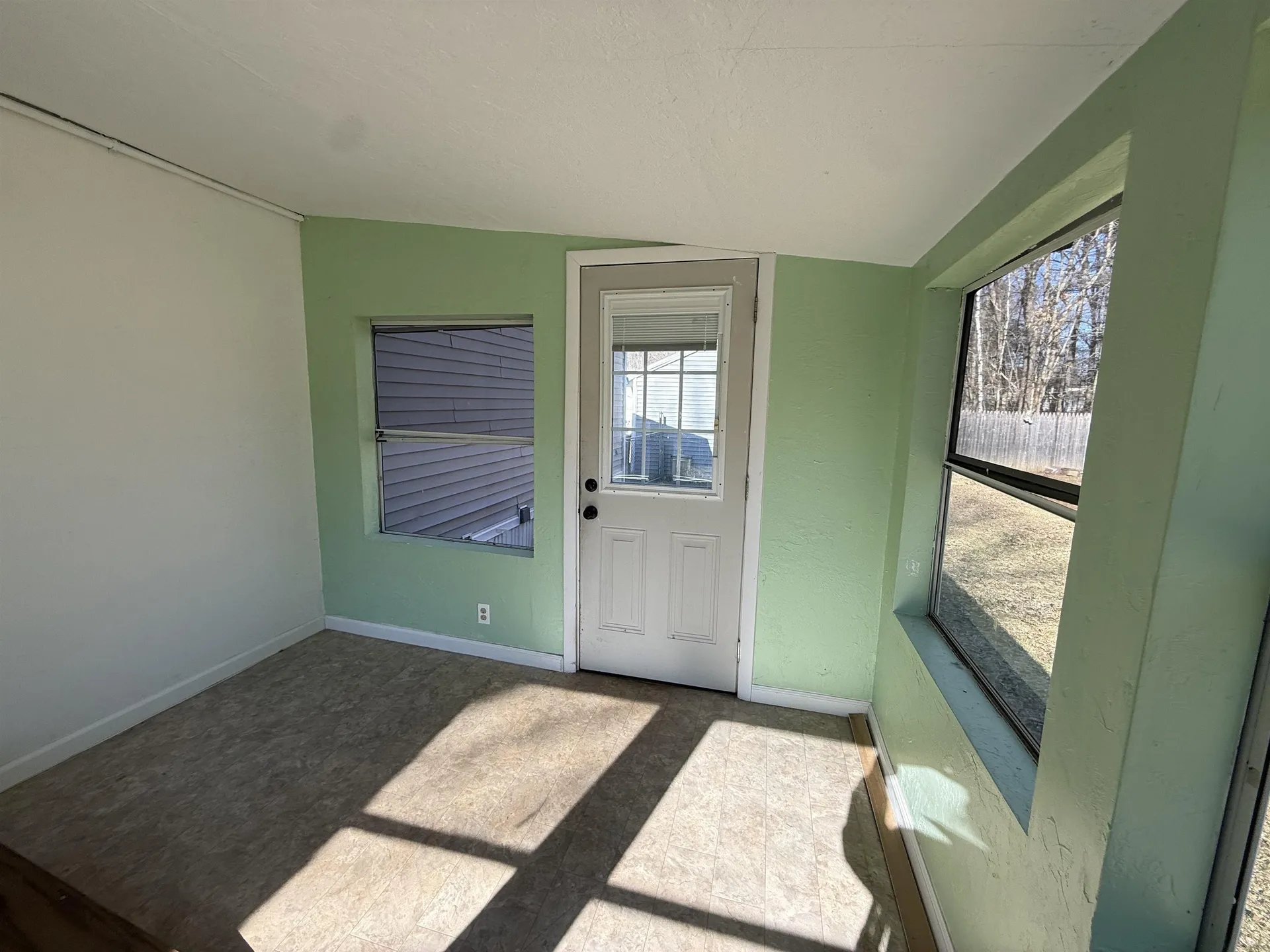 37 Christopher Lane Fremont NH 03044