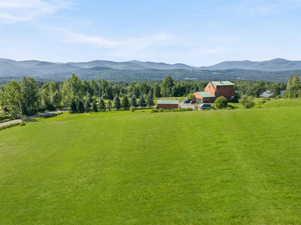 Bennett Hill Road Colebrook NH 03576