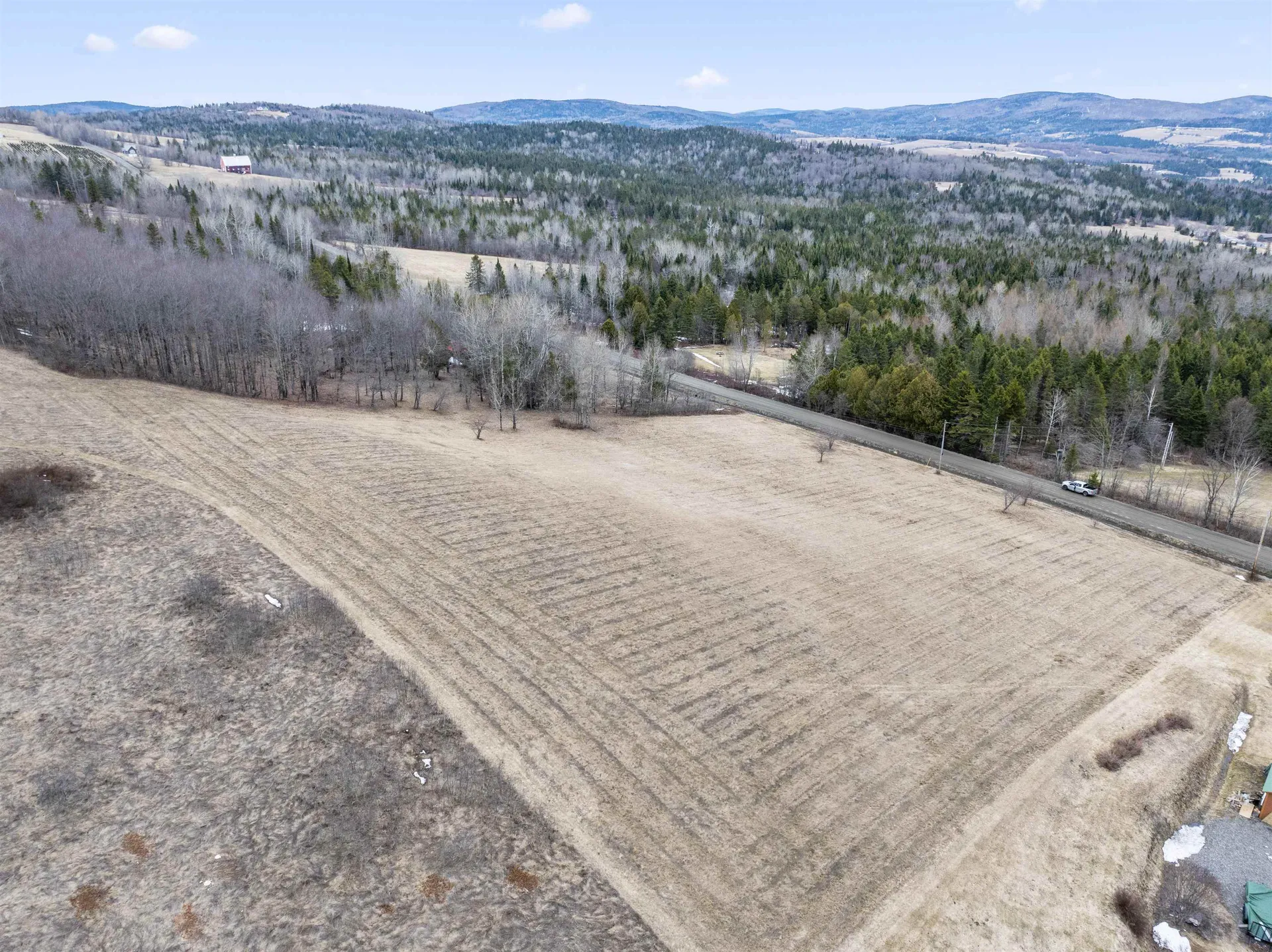 Bennett Hill Road Colebrook NH 03576