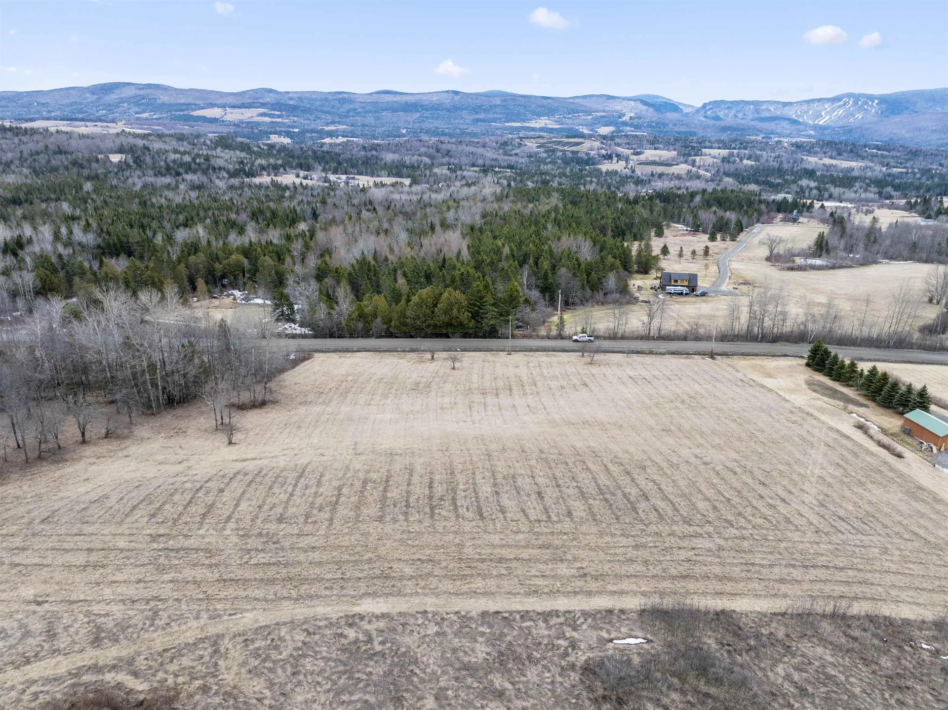 Bennett Hill Road Colebrook NH 03576