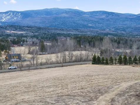Bennett Hill Road Colebrook NH 03576