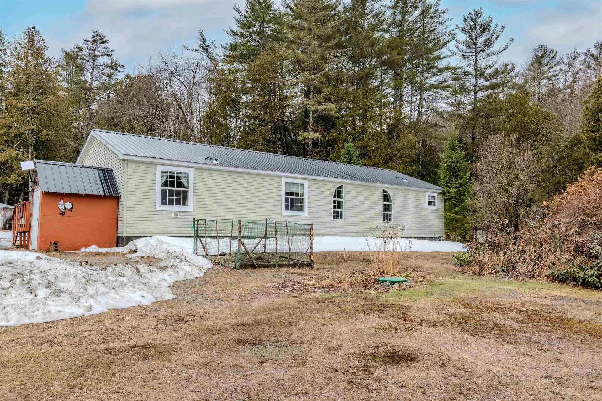 956 Mosquitoville Road Ryegate VT 05042