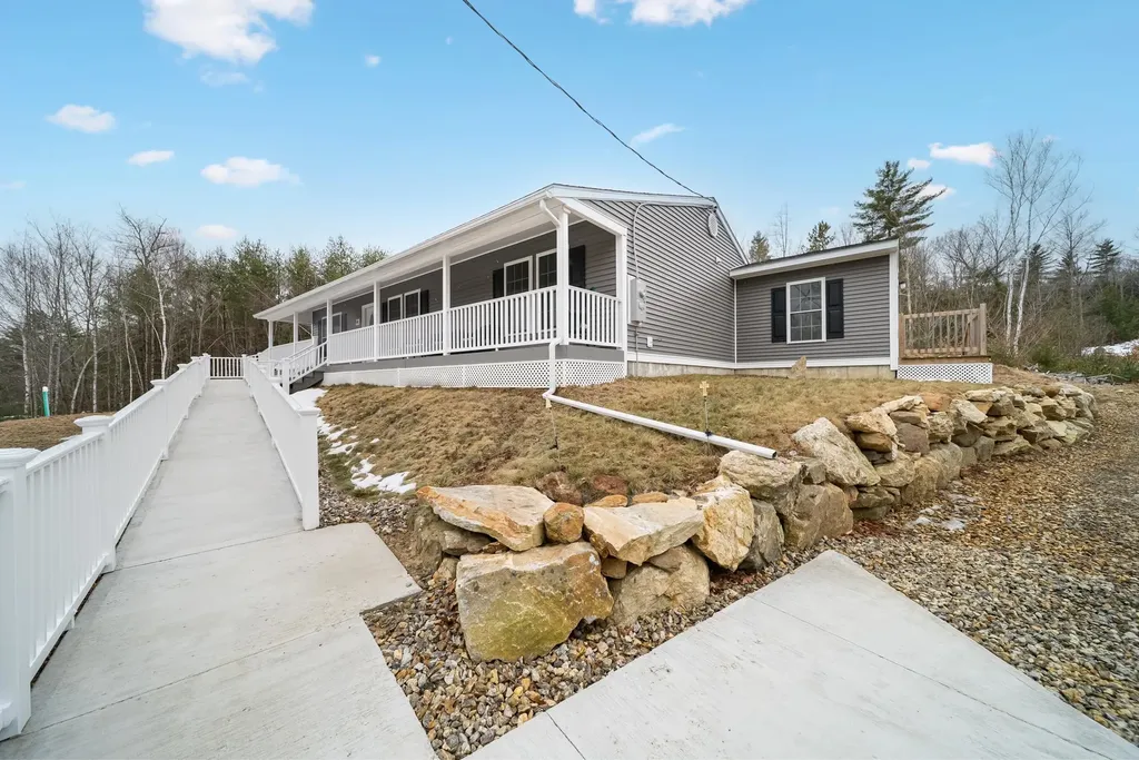 54 Deacons Lane Troy NH 03456
