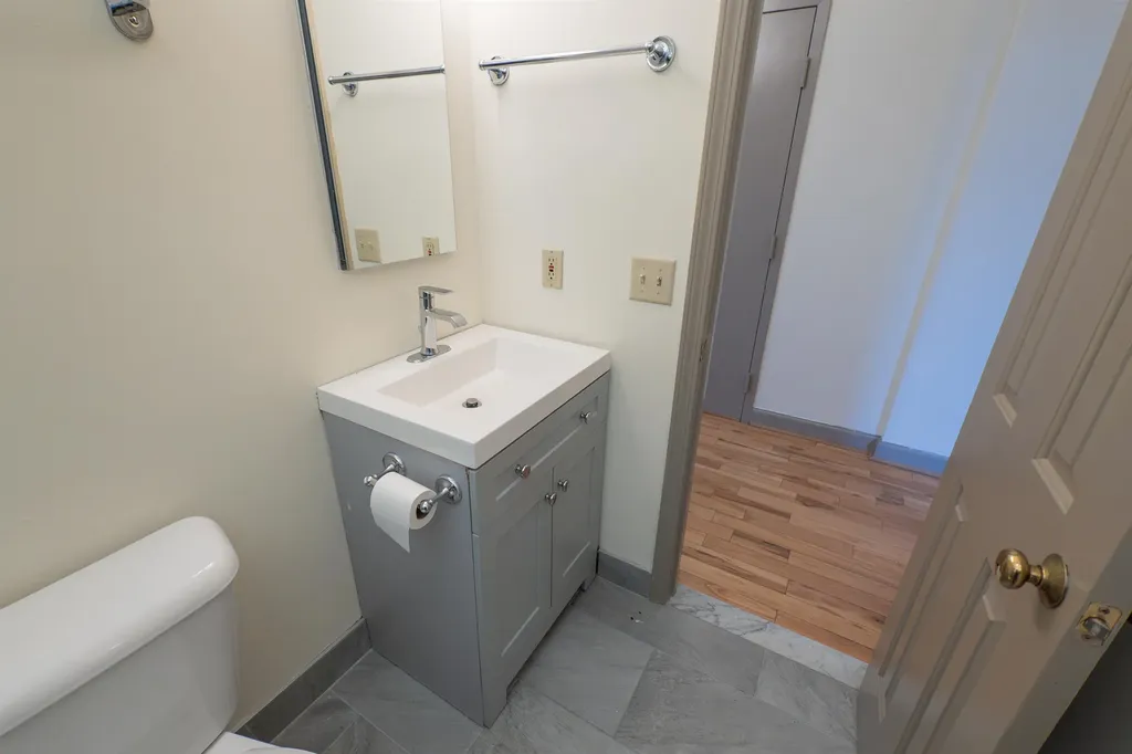 252-260 College Street Burlington VT 05401