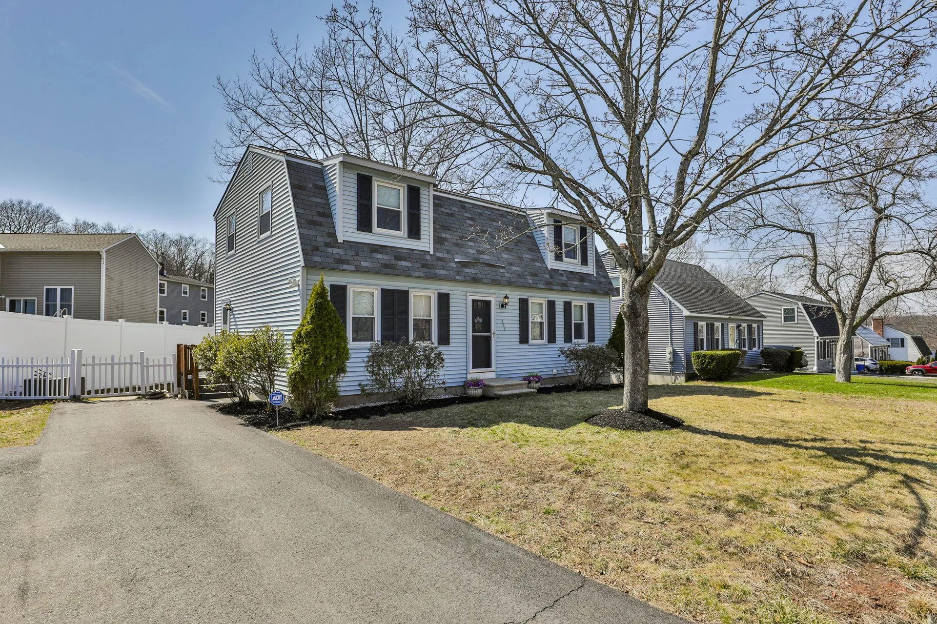 445 Blevens Drive Manchester NH 03104