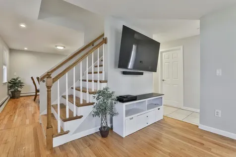 445 Blevens Drive Manchester NH 03104