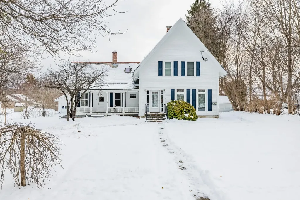118 Barnes Street West Rutland VT 05701