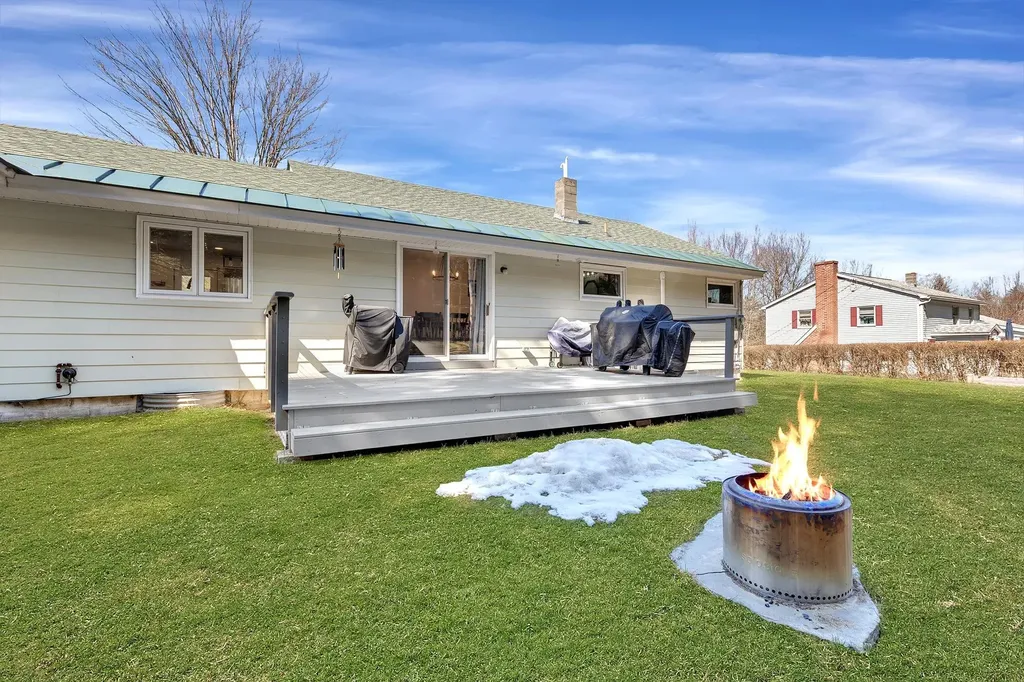 118 Hillside Road Springfield VT 05156