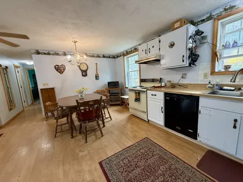 42 Farrell Loop Warner NH 03278