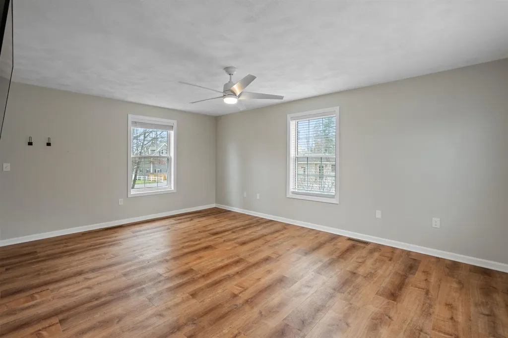 28 Shore Drive Salem NH 03079