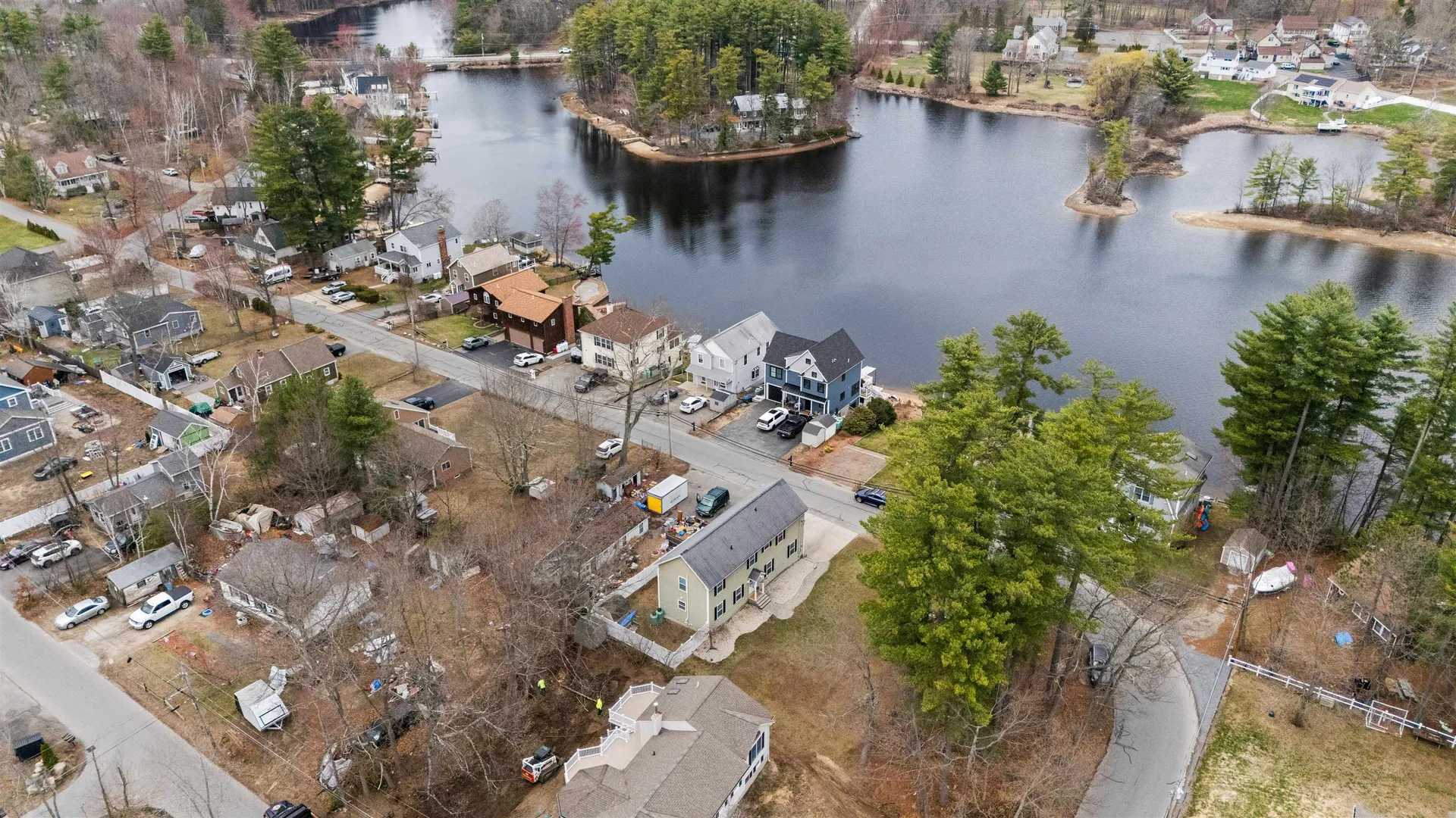 28 Shore Drive Salem NH 03079