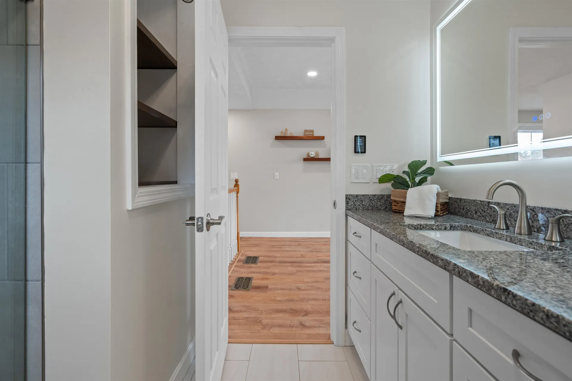 28 Shore Drive Salem NH 03079