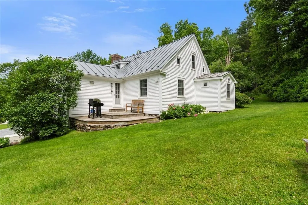 636 Dexter Road Shaftsbury VT 05262