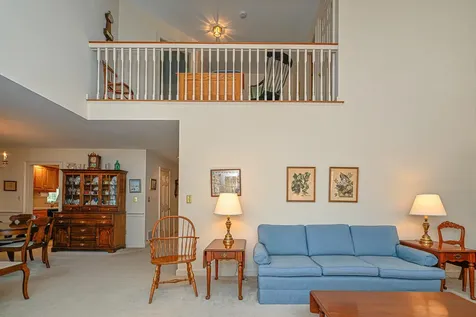 63 Peninsula Drive Stratham NH 03885