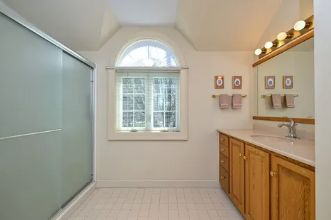 63 Peninsula Drive Stratham NH 03885